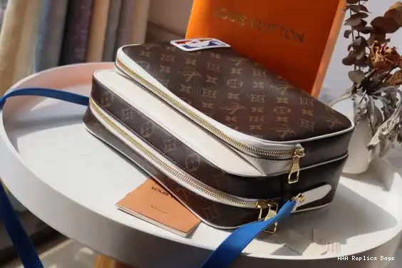 Aaa replica ru LVXNBA LOUIS NIL MESSENGER VUITTON 0525